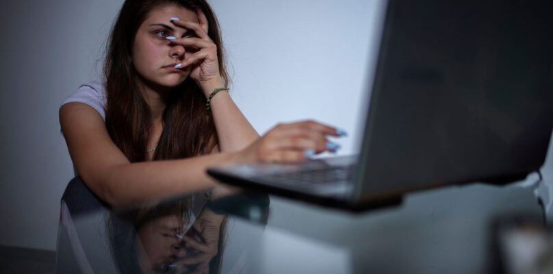 Cyberbullismo cosa possono fare i genitori per proteggere un figlio